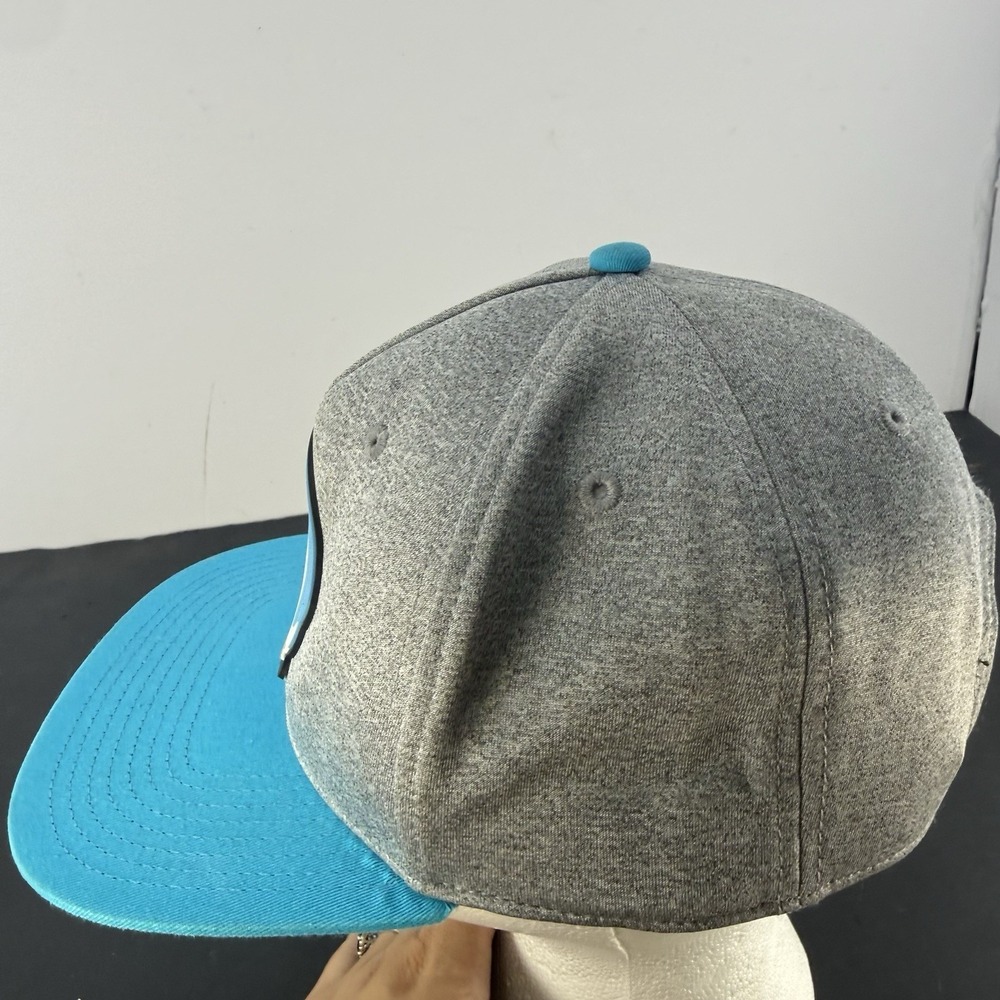 Sonic the Hedgehog Snapback Hat Youth OSFM Grey Blue Rubber Graphic SEGA Cap - Picture 2 of 6